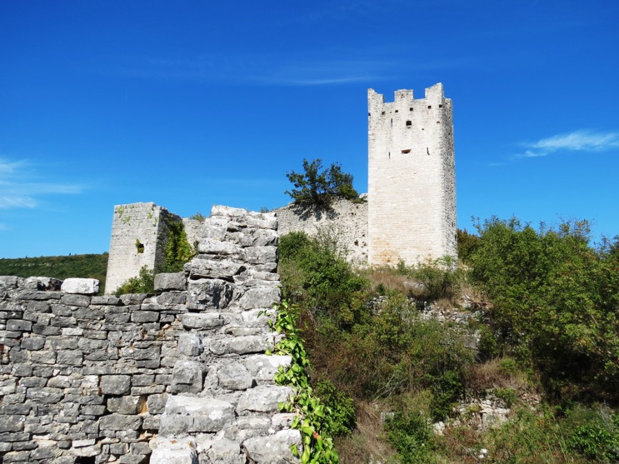 Dvigrad – hidden ruins in the heart of Istria